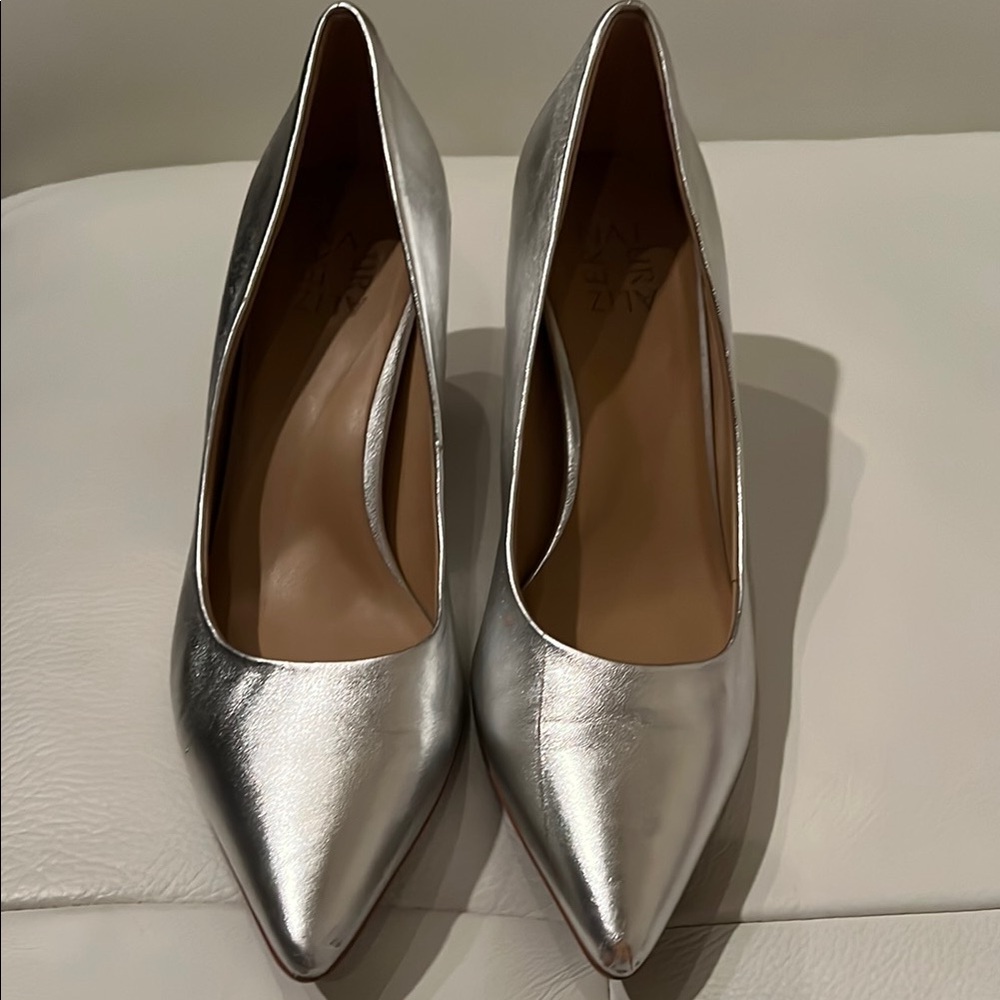 Naturalizer Everly Leather Pump Silver  Size 8 1/2